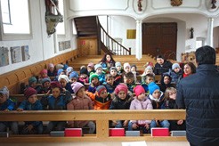 13 Kindergarten_Osterfeier.jpg
