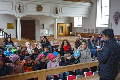 14 Kindergarten_Osterfeier.jpg