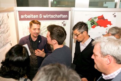 Gemeindeentwickl.062 (Large).JPG