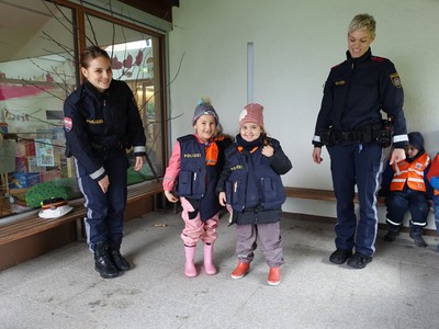 HP_KG_Polizeibesuch_09_27.04.2023.jpg