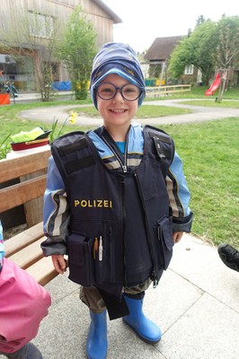 HP_KG_Polizeibesuch_11_27.04.2023.jpg