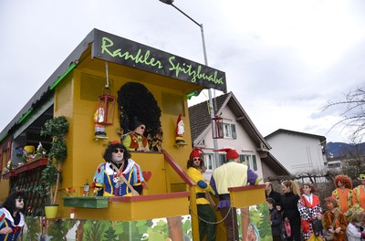 75 Faschingsumzug.jpg