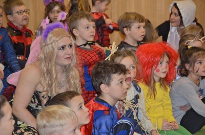 56 Kindergarten_Fasching.jpg