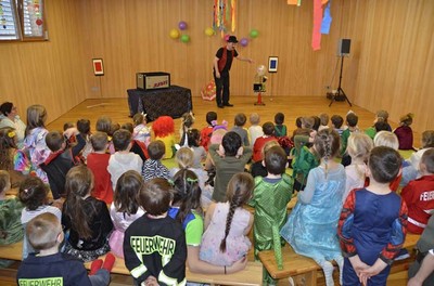 72 Kindergarten_Fasching.jpg