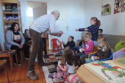 HP_Büchereibesuch_GR1_1.jpg
