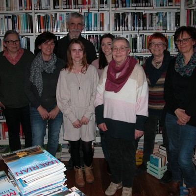 Bibliothek Kontakt