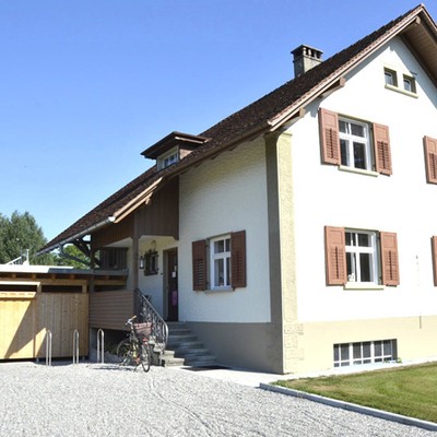 Öffentliche Bibliothek