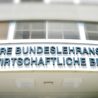 Höhere Lehranstalt für wirtschaftliche Berufe