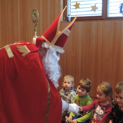 Der Nikolaus zu Besuch im Kindergarten