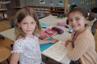 Kindergärtlerinnen und Kindergärtler zu Besuch in der Volksschule Kindergärtlerinnen und Kindergärtler zu Besuch in der Volksschule