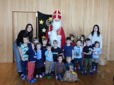 Der Nikolaus auf Besuch im Kindergarten