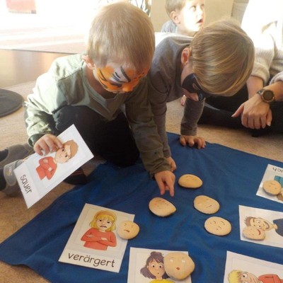 Igelkinder lernen Gefühle und Emotionen kennen