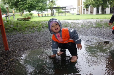 "Matsche Pfützen" "Matsche Pfützen"