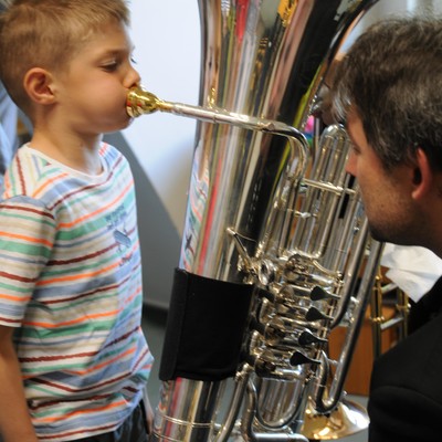Begeisterte Besucher beim Musikschultag 2025