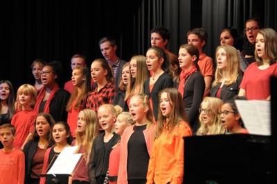 Bezauberndes Benefizkonzert „Kinder für Kinder“ in Klaus Bezauberndes Benefizkonzert „Kinder für Kinder“ in Klaus