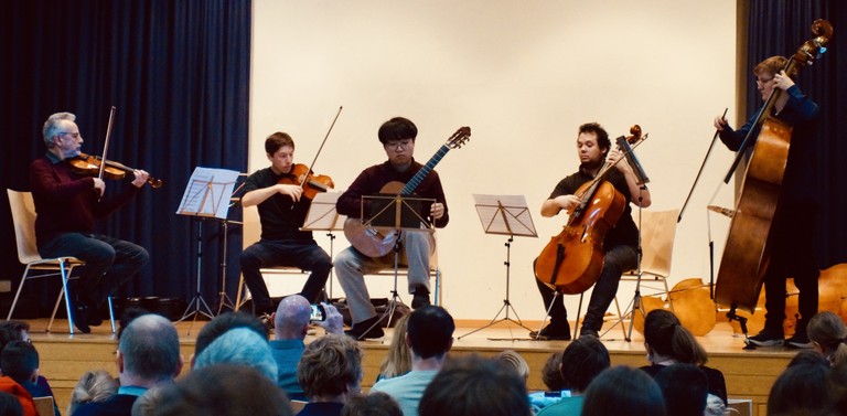 Lehrende eröffneten das Konzert