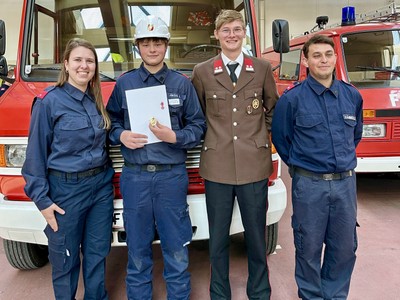 Feuerwehrjugendleistungsabzeichen in Gold