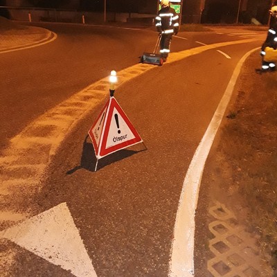 Einsatz 16-2020: t1 Röthis Interpark Focus XY - Ölspur vom K-Shake bis Interpark Focus