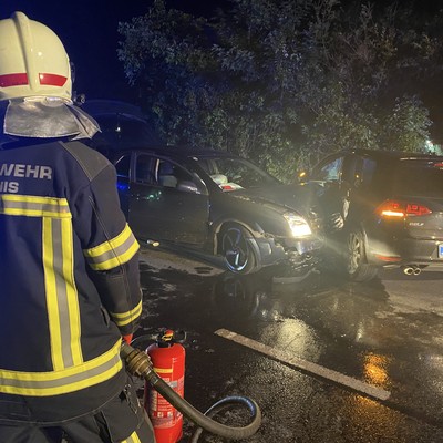 Einsatz 08-2021: t1,r3 Röthis Industriezone V.U. PKW > PKW