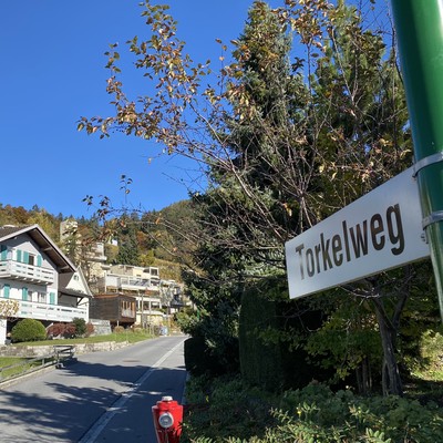 Einsatz 13-2021: t2,r2na Röthis Torkelweg xy - Notfall hinter verschlossener Türe.