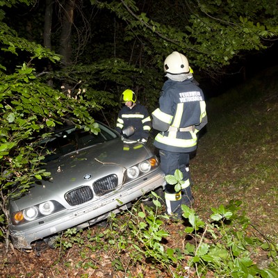 Einsatz 07-2017: f2 r1 viktorsberg hauptstraße [PKW von der Strasse abgekommen]