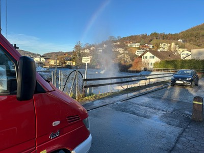 Einsatz 16 - 2024: t1 Röthis Bruchatgasse xy - auf der Baustelle [Wasserrohrbruch] 3m Fontäne sichtbar