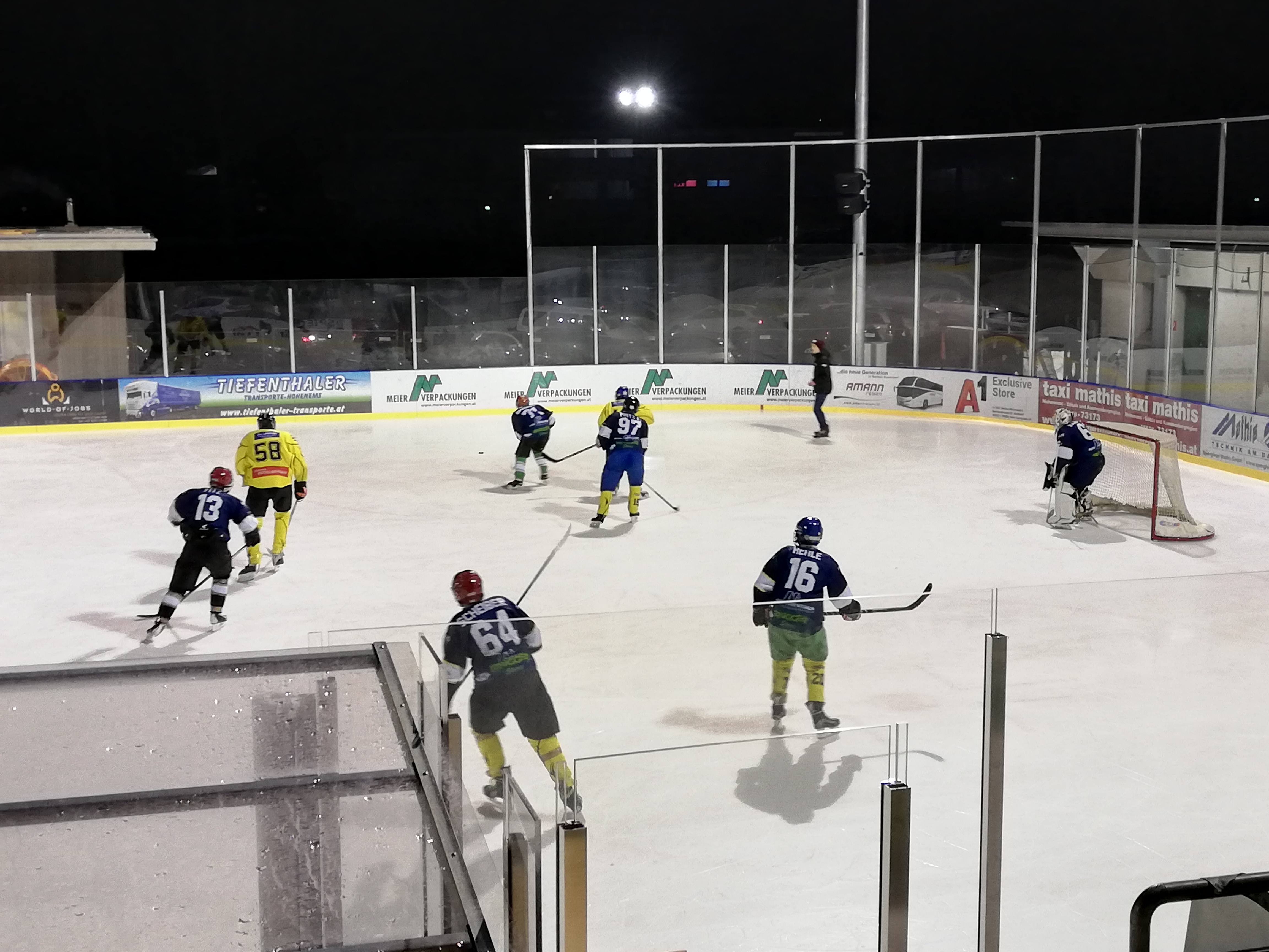 Eishockeyderby (40).jpg