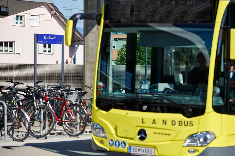 E-Bus am Bahnhof Rankweil © Verkehrsverbund Vorarlberg GmbH