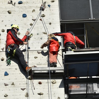 Inegüxla bei Feuerwehr und Bergrettung
