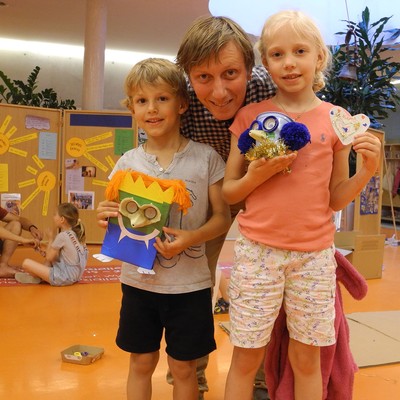 Kreatives Basteln aus Abfallmaterialien