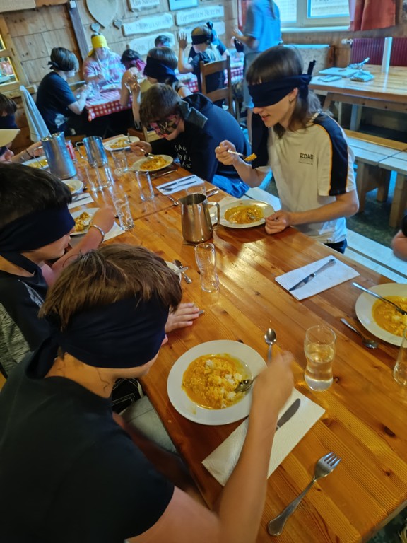 blind dinner - ein Essen für fast alle Sinne