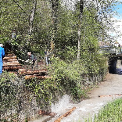 Triftsteg wurde mit Schauflözen feierlich eröffnet