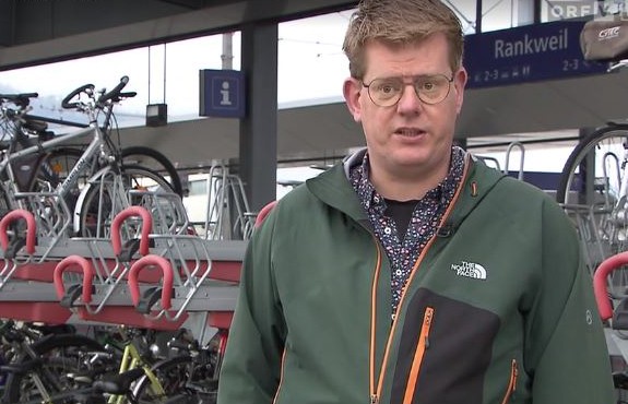 Radexperte Sjors van Duren © Screenshot Beitrag "Vorarlberg heute" ORF Vorarlberg