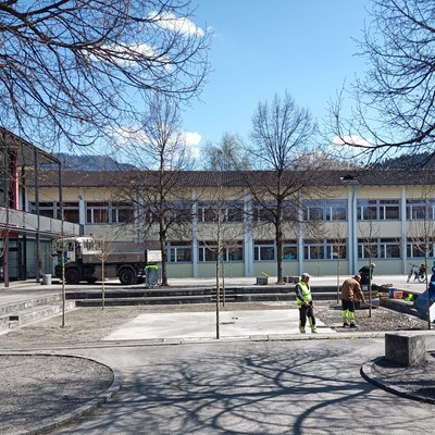 Neue Schattenplätze für die Mittelschule Rankweil