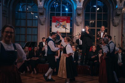 2022-05-16_VorarlbergerballWien_MARTINMORSCHER-00473.jpg