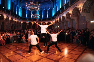 2022-05-16_VorarlbergerballWien_MARTINMORSCHER-00504.jpg