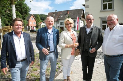 HäusleVillaEröffn007.jpg