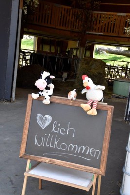Bauernhof mit allen Sinnen erleben _Bur Pur Röthis © MG Rankweil (3).jpg