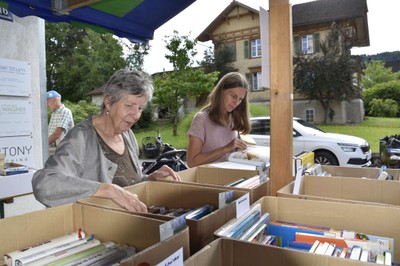 bücherflohmarkt © mg rankweil - beatrix spalt (2).JPG