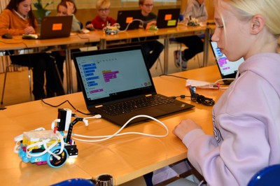 Roboter und Coding mit LEGO Spike Prime (7) © Norbert Preg