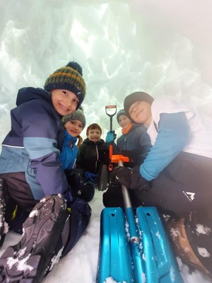 Iglu bauen Laterns (6).jpg