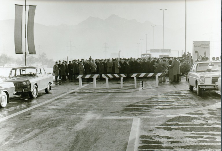Landeshauptmann und früherer Bürgermeister von Rankweil Dr. Herbert Kessler eröffnete am 28. November 1972 feierlich den Autobahnabschnitt von Klaus bis Rankweil © Fotoarchiv Herbert Rauch