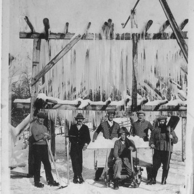 Eisgalgen auf der Jakobshöhe@Gemeindearchiv.jpg