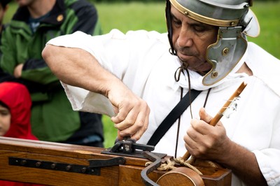 Römische Handwerkskunst wird beim Römerfest Anfang Juli gezeigt © Sarah Wechselberger.jpg