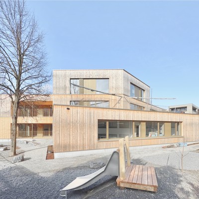 Spiele-Terrasse für Familien