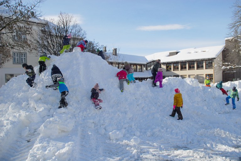 Schneespielhügel am Marktplatz © MG rankweil