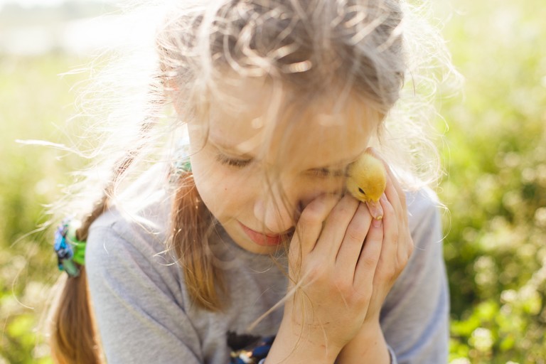 Familienimpulse: Ehrenamtliche gesucht © Unsplash/Yulia Dubyna