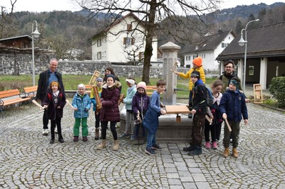 Klapfern am Karfreitag Klapfern am Karfreitag