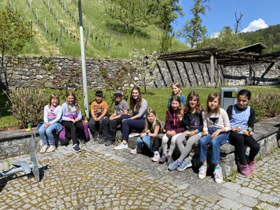 Volksschule zu Besuch im Schlössle Volksschule zu Besuch im Schlössle