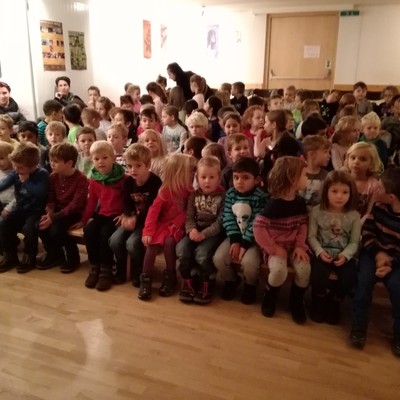 Besuch im Puppentheater